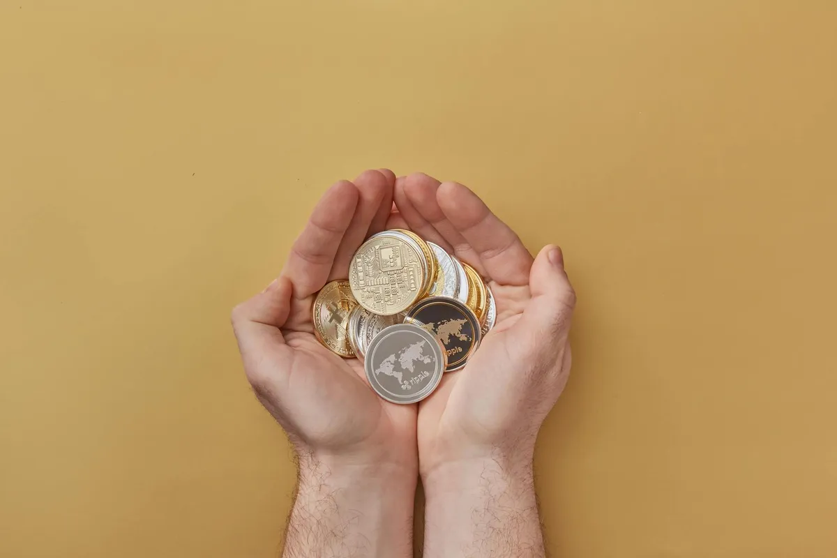 Bitcoin exchange settlement finality guarantees and verification